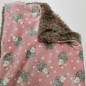 Preview: Relaxdecke superflauschig, taupe, altrosa igel, 4-lagiger Wellness-Fleece