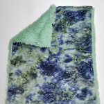 Relaxdecke superflauschig, mint, batik blau grün, 4-lagiger Wellness-Fleece